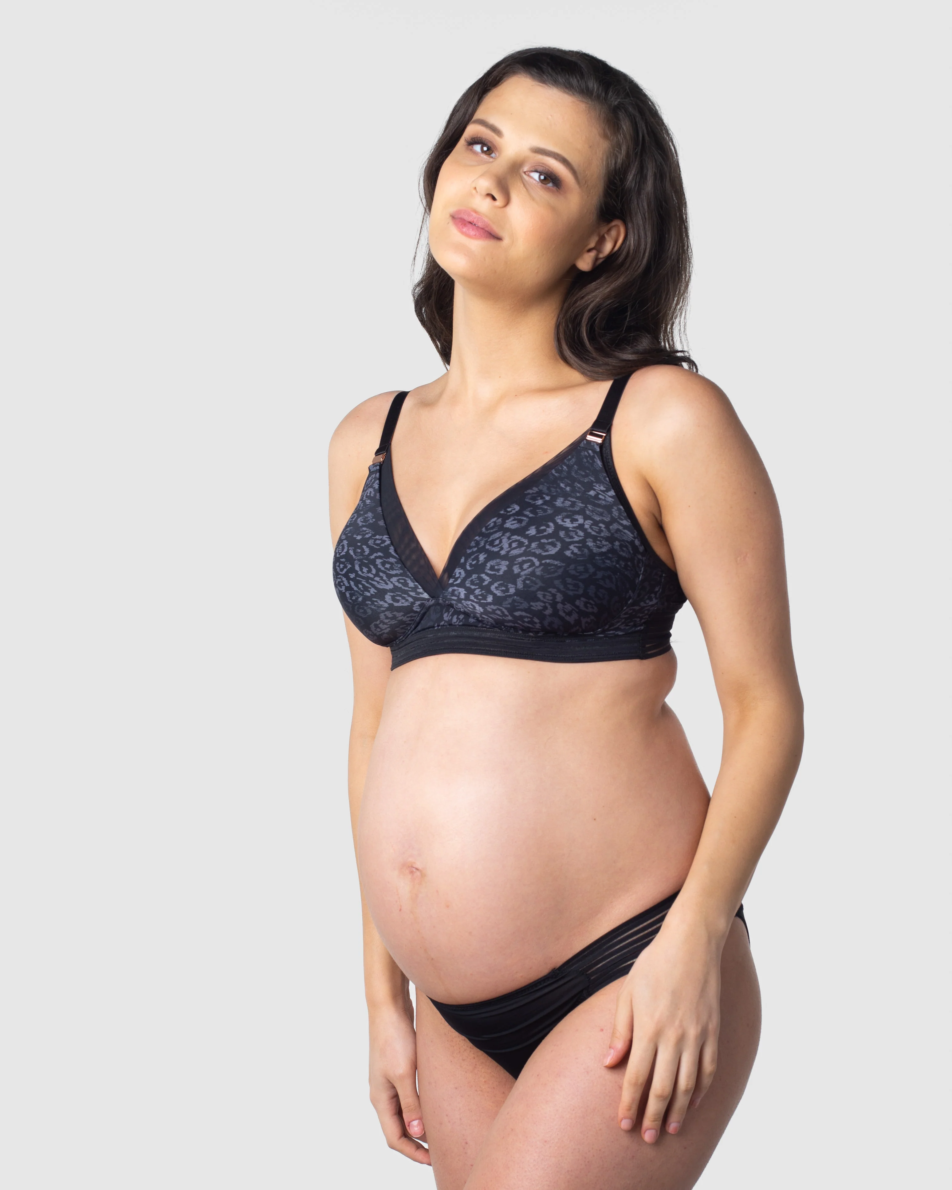 Ambition T-Shirt Nursing Bra - Oynx - Image 6