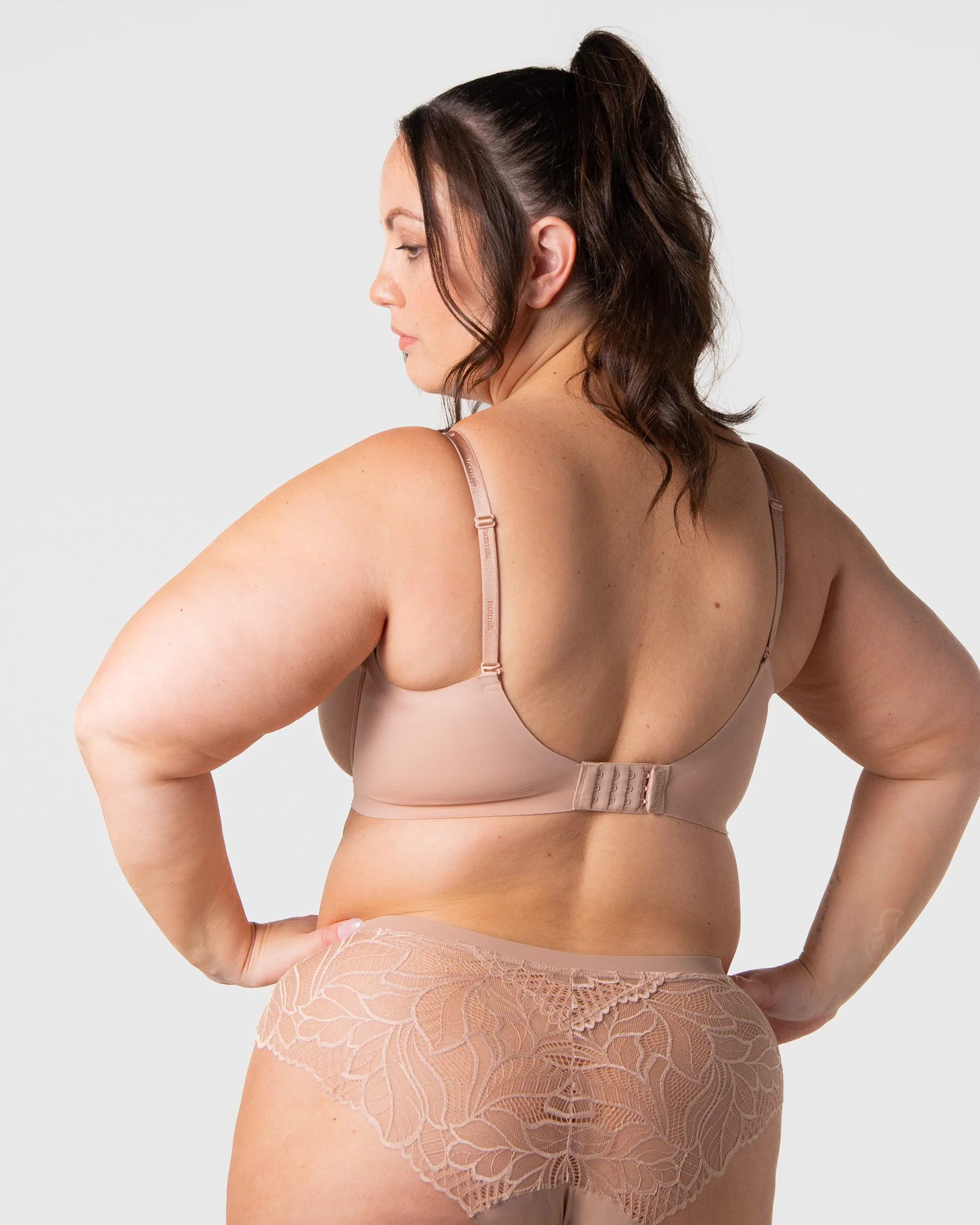 Effortless Sculpt T-shirt Bra - Cashmere - Image 7